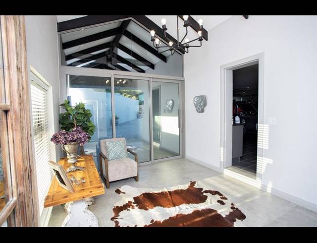 4 BEDROOM HOUSE FOR SALE IN PINNACLE POINT GOLF ESTATE